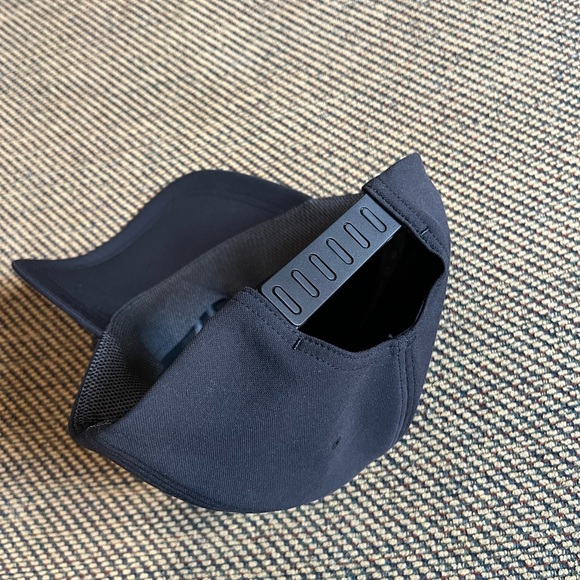 Lululemon Men’s Days Shade Ball Cap Black - Picture 2 of 3